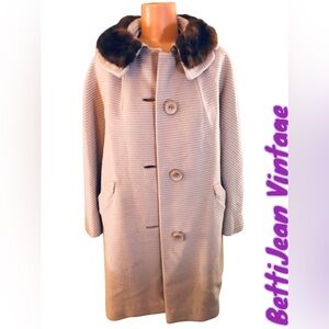 RARE•BETTIJEAN•VINTAGE•REAL FUR WOOL•PEA COAT